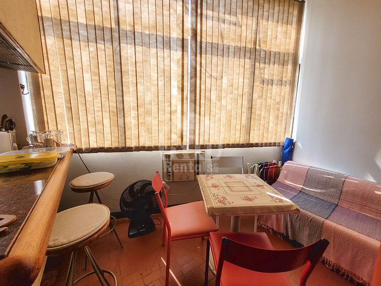 G221 Confortável apartamento en Copacabana!