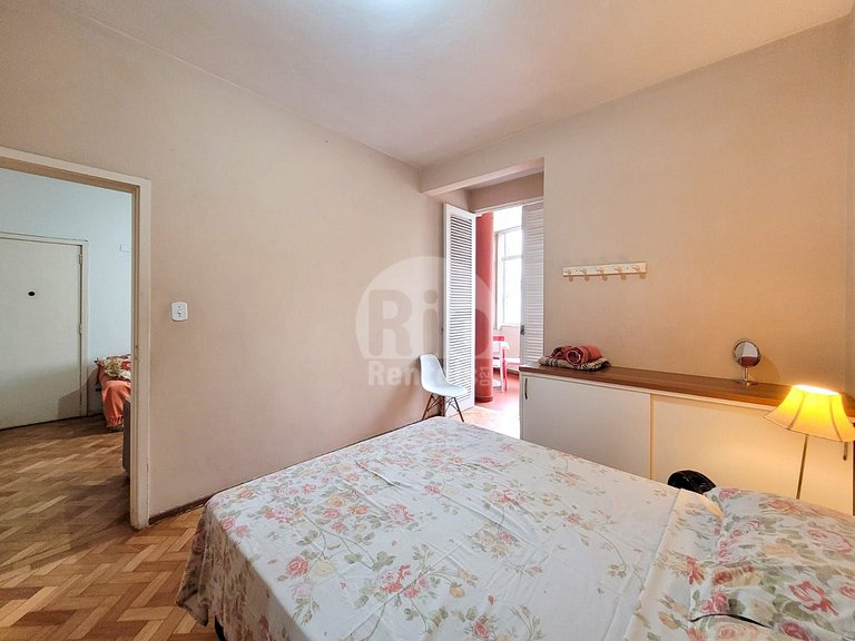 G221 Confortável apartamento en Copacabana!