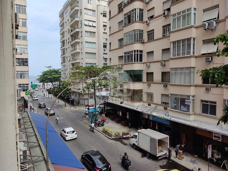 Rio Rentals 021 - C012 Apartment with balcony overlooking th