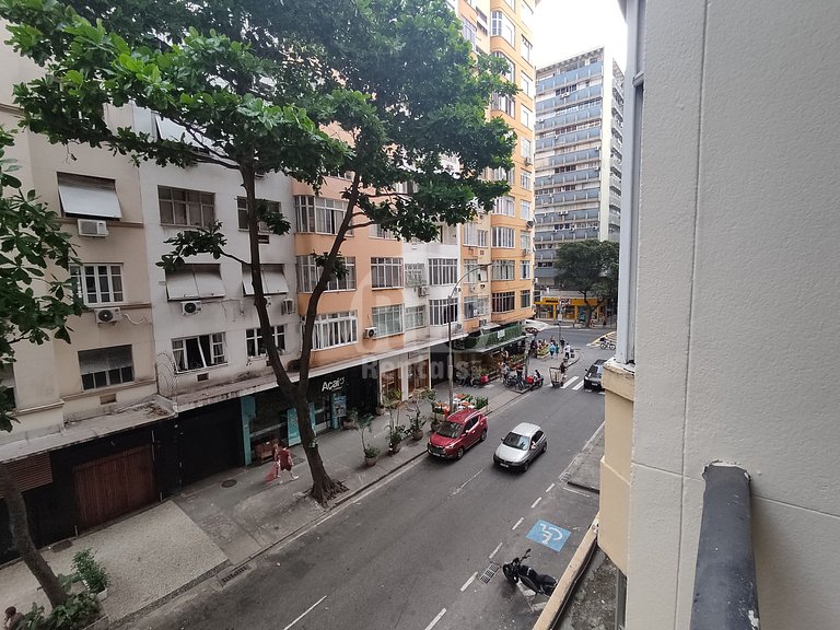 Rio Rentals 021 - C012 Apartment with balcony overlooking th