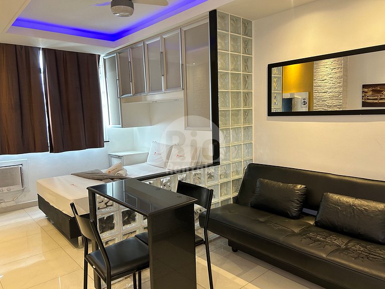 Apartment for up to 3 people, near Copacabana beach