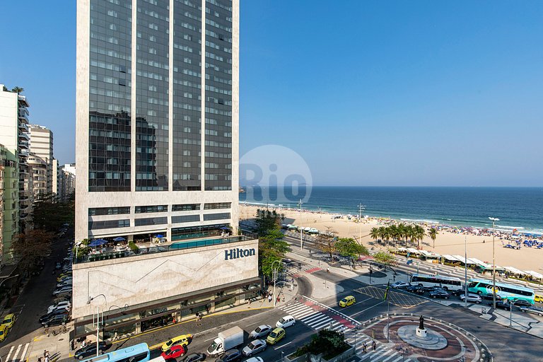 Flat com vista mar a uma quadra da praia