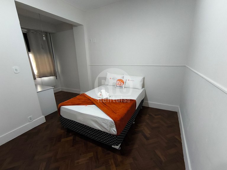 Espaçoso apto de 3 quartos em Copacabana