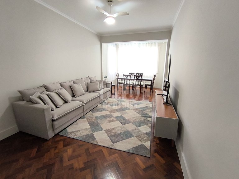 Espaçoso apto de 3 quartos em Copacabana