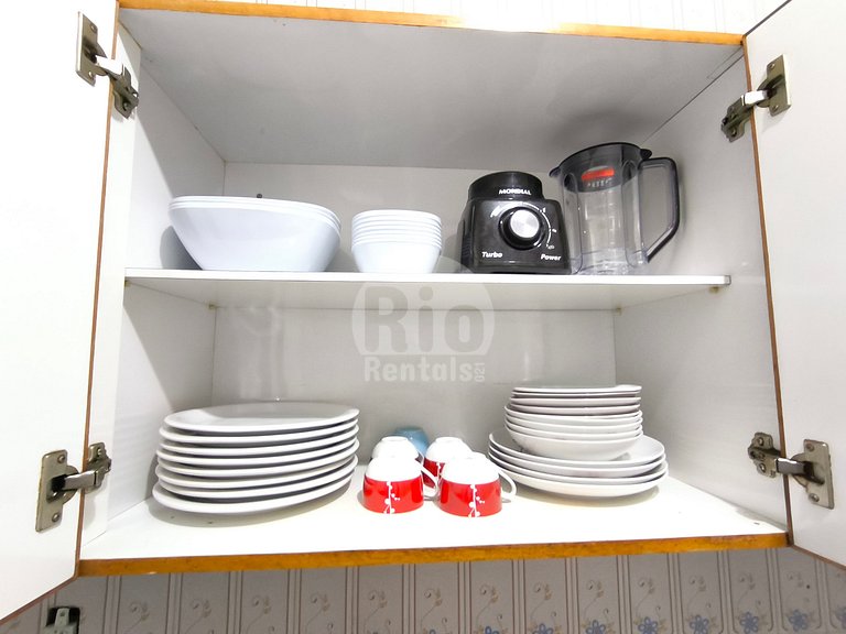 Espaçoso apto de 3 quartos em Copacabana