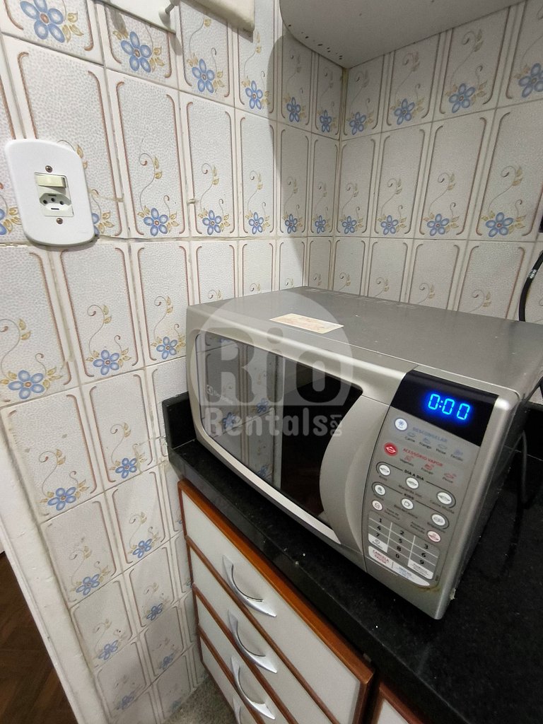 Espaçoso apto de 3 quartos em Copacabana