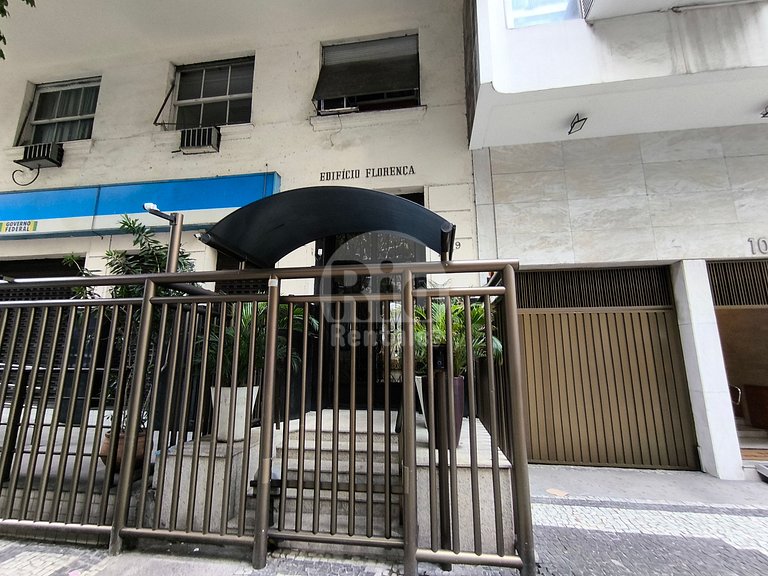 Espaçoso apto de 3 quartos em Copacabana