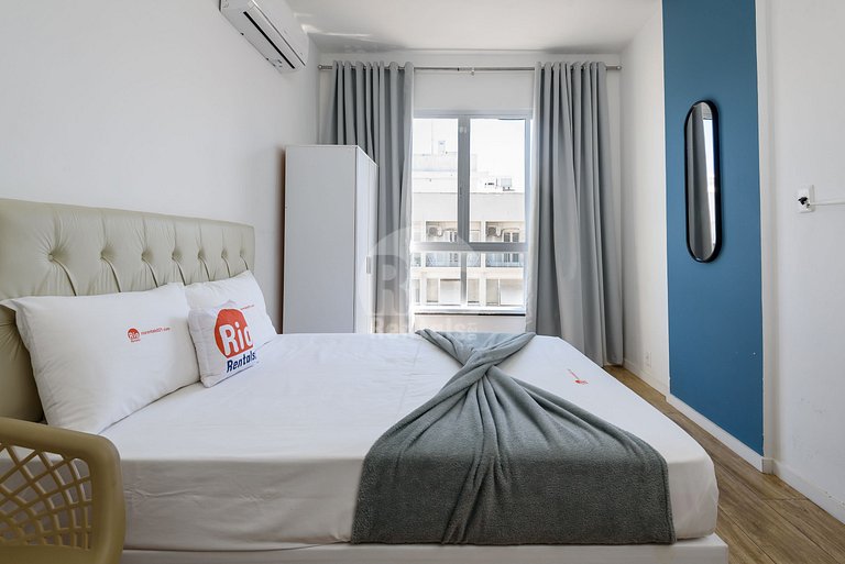 Flat com vista deslumbrante para praia de Copa!