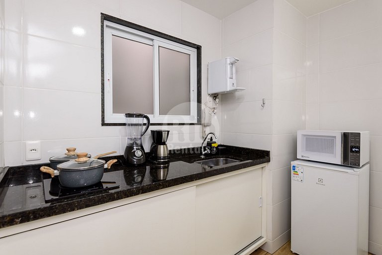 Renovated flat with beautiful views of Copacabana Beach - C0