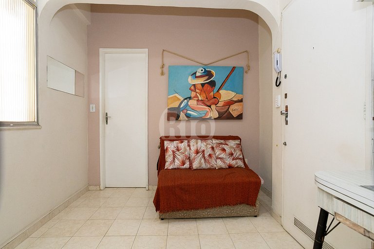 Studio econômico em Copacabana - C055