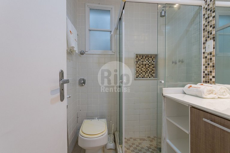 Apartamento de 2 quartos no Leme