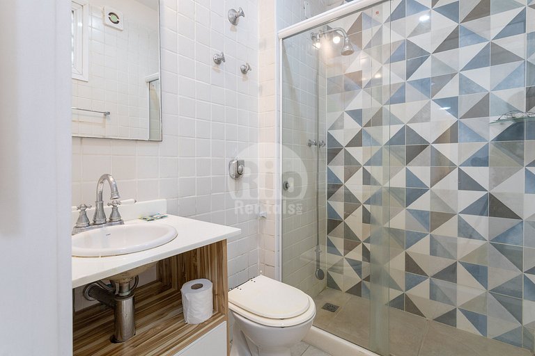 2-bedroom apartment in Leme