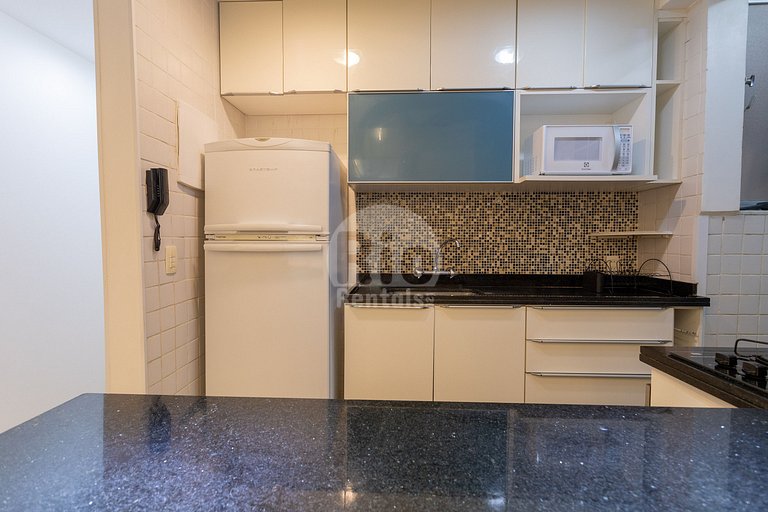 Apartamento de 2 quartos no Leme