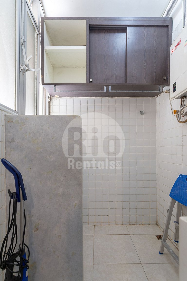 Apartamento de 2 quartos no Leme