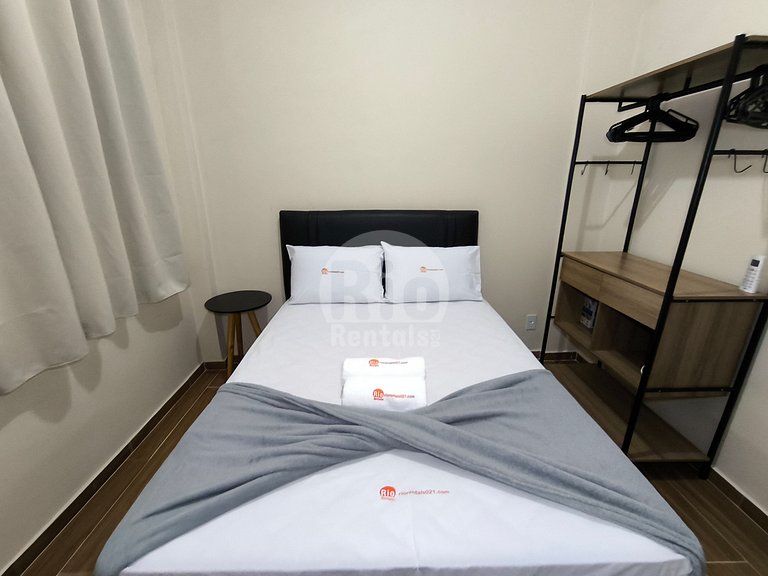 Quiet 1-Bedroom Apartment on Bolívar Street | Copacabana | C