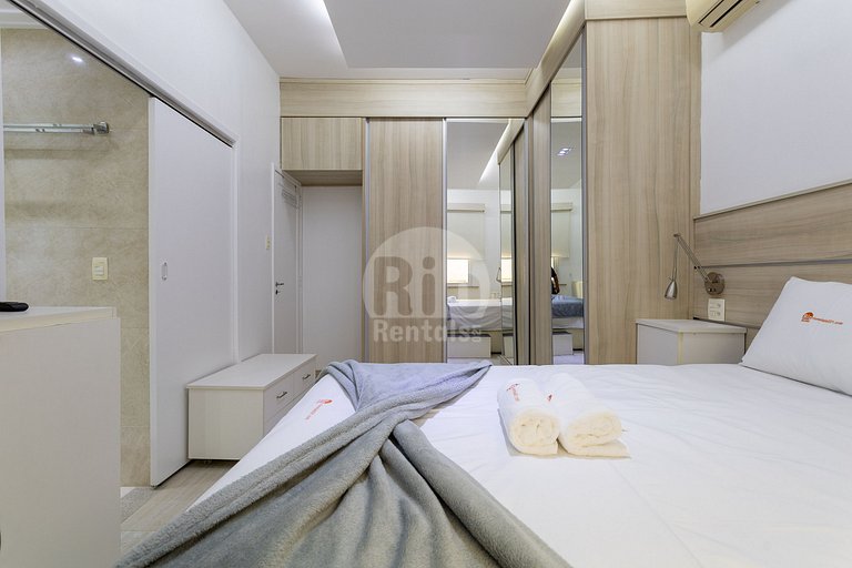 3 bedrooms available for New Year's Eve.