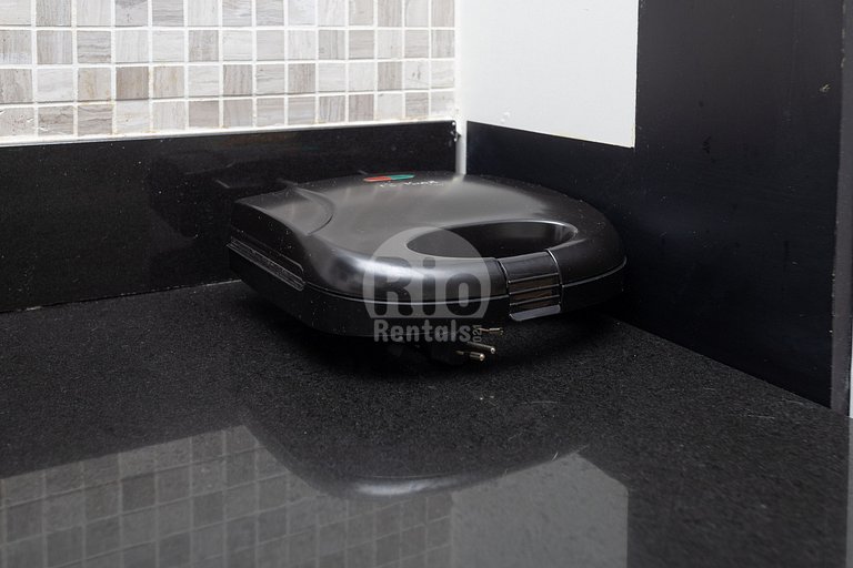 Apartment for up to 4 people with sea view.