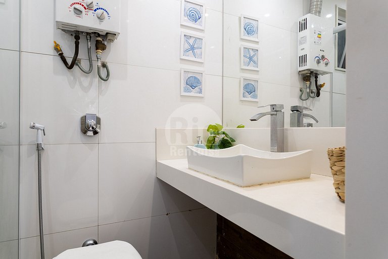 Apartamento para até 4 pessoas com vista mar.