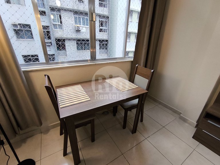 Studio apartment with a queen-size bed in Barata Ribeiro - C