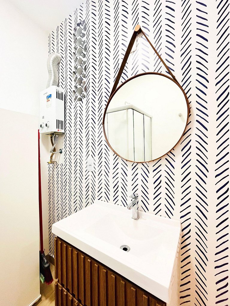 Brand new and renovated studio in Copacabana - close to the