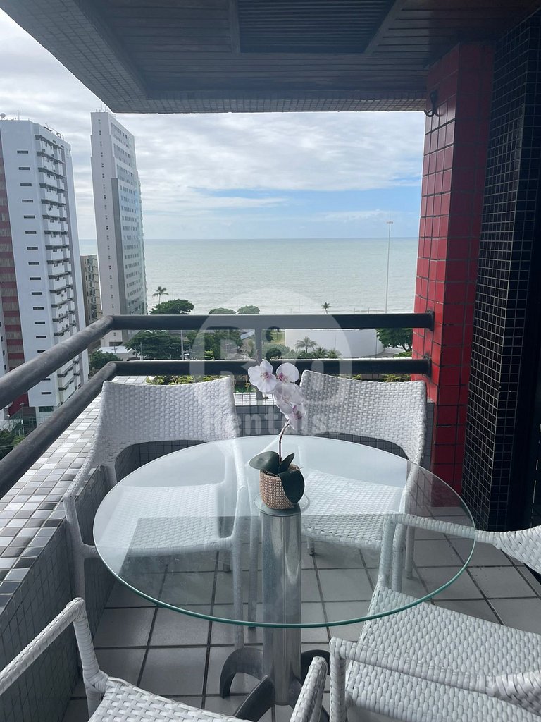 Recife flat with a pool in Boa Viagem