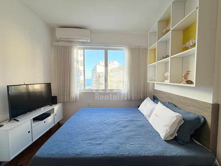 Studio com vista para o mar ao lado do Copacabana Palace