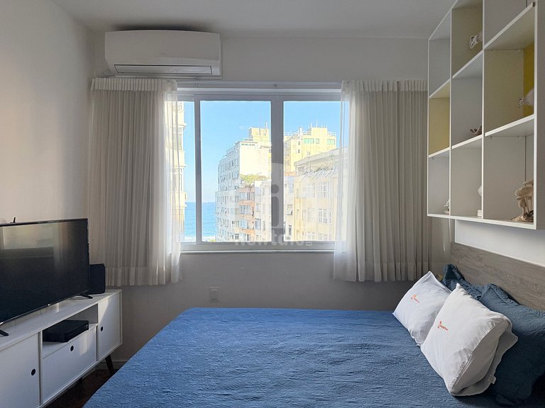 Studio com vista para o mar ao lado do Copacabana Palace