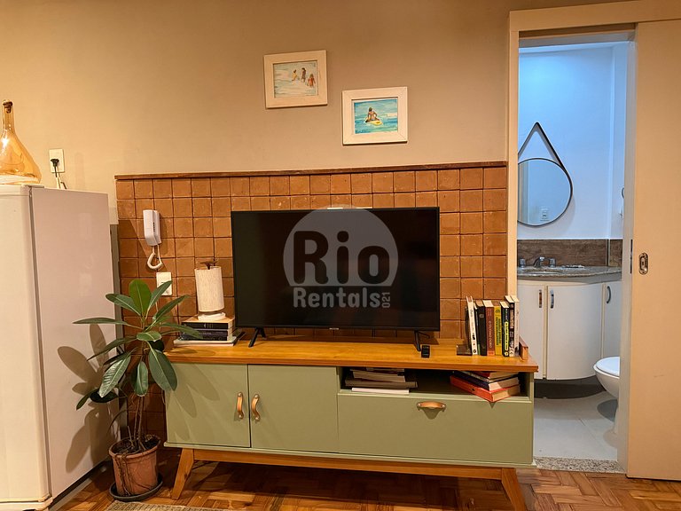 Aconchegante sala e quarto em Copacabana
