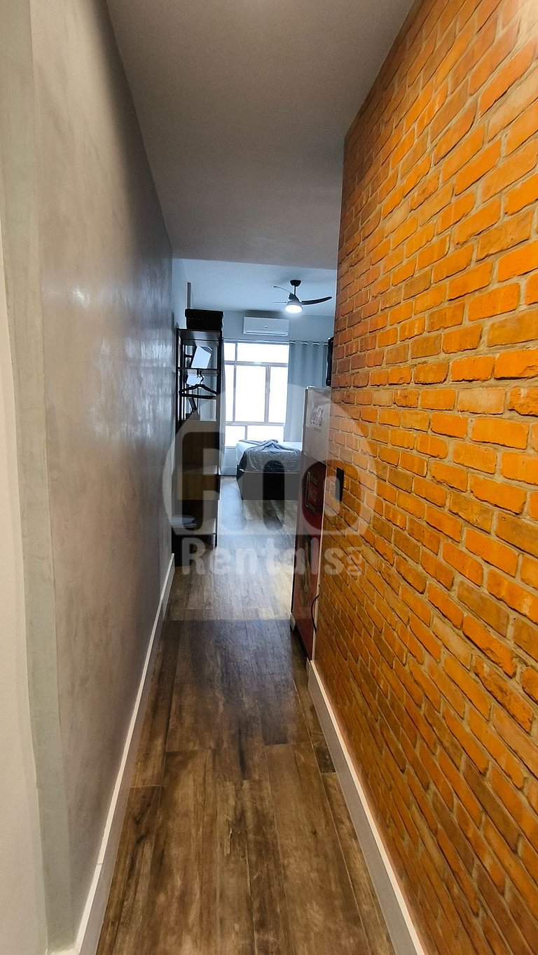 Studio with a view of Copacabana Beach