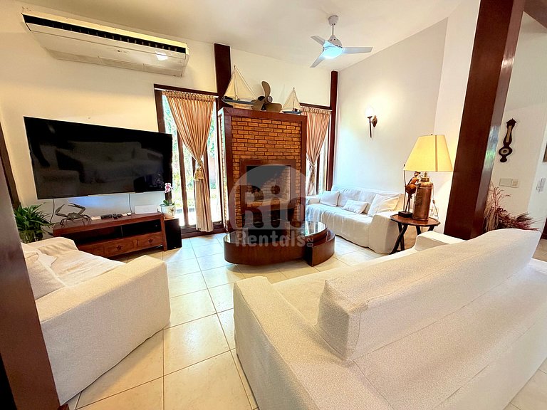 Casa com 5 suítes em Búzios - Casa das Orquídeas