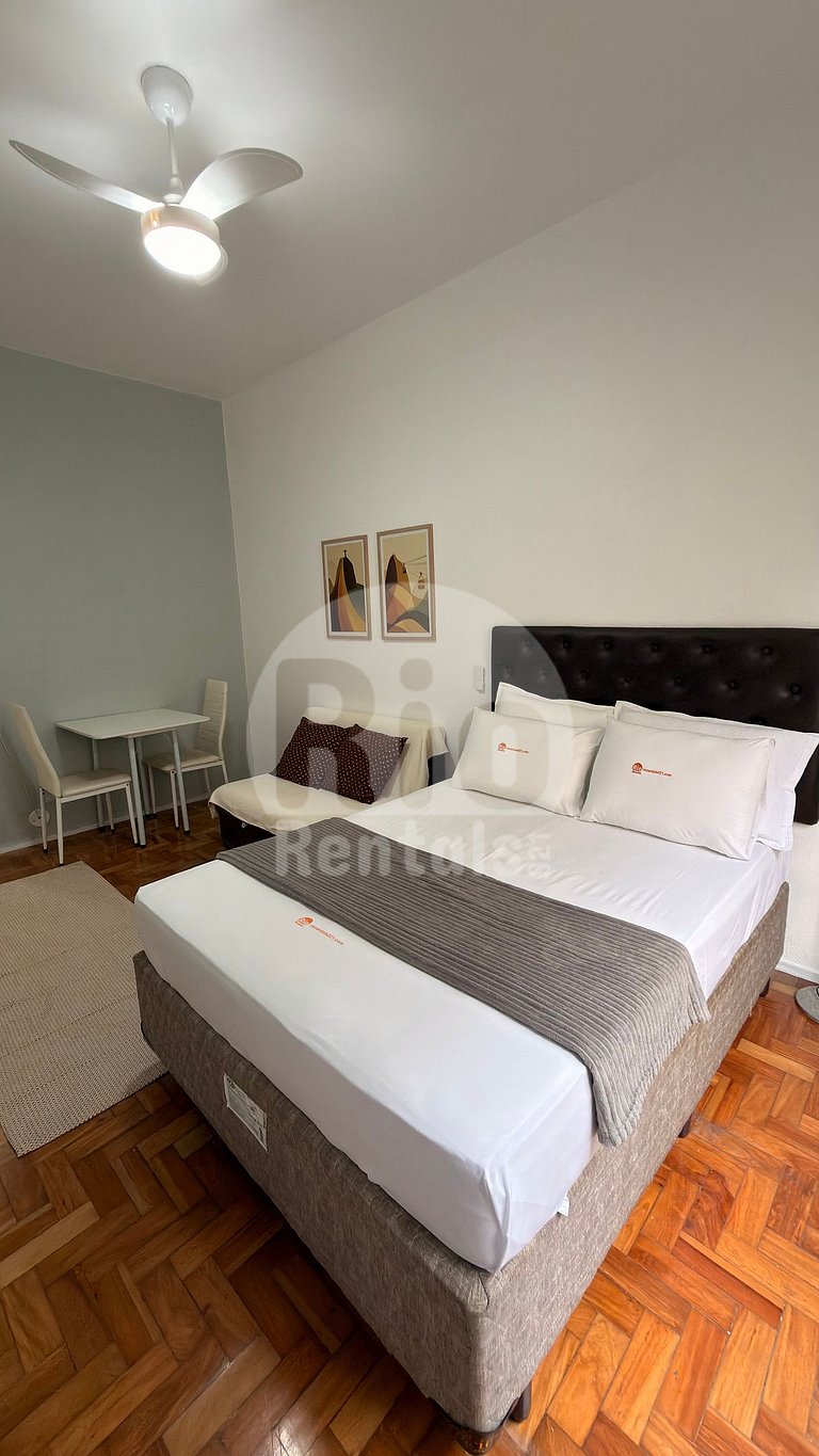 Studio com vista para praia de Copacabana - Rio Rentals 021