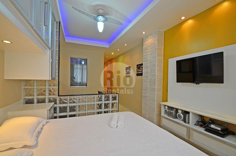 Apartment for up to 3 people, near Copacabana beach