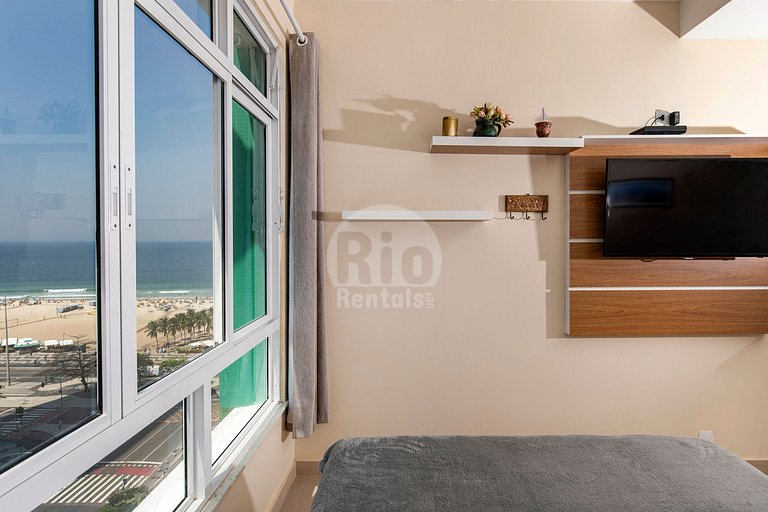 Apartment for up to 4 people with sea view.