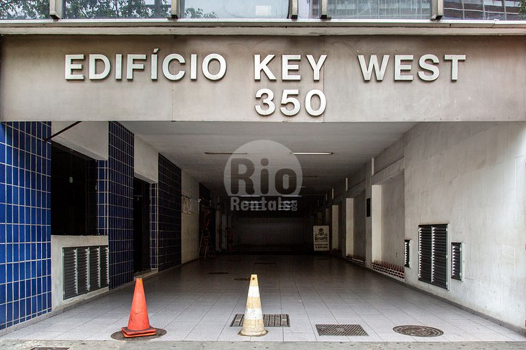 Rio Rentals 021 - C002 apartamento reformado em Copacabana